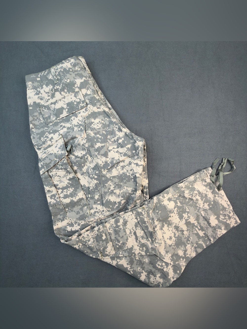 US Military ACU Digital Camouflage Cargo Pants Med Long Tactical Gorpcore